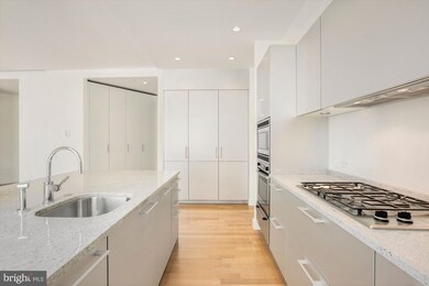 Residences at 22 West unit 5L, Washington, DC 20037 - photo 7