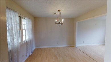 4511 Merlin Dr, Greensboro, NC 27407 - photo 6