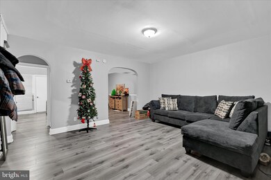 28 S Bernice Ave, Baltimore, MD 21229 - photo 4