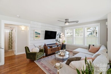 161 N Smallwood Place, Charlotte, NC 28216 - photo 5