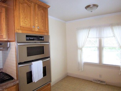 Dinette area faces front of house