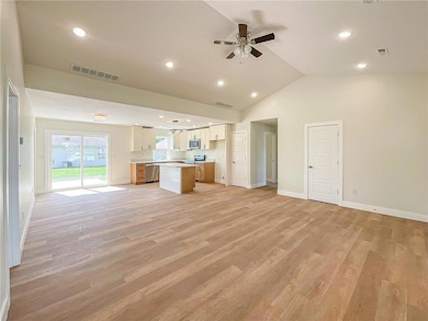 710 Ivy Ln, Sedalia, MO 65301 - photo 5