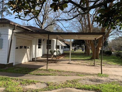 4101 Sycamore Ave, Bay City, TX 77414 - photo 4