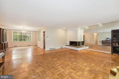 606 Beacon St, Moorestown, NJ 08057 - photo 6