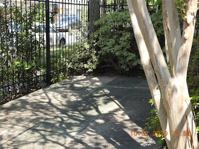 1902 Vermont St unit A, Houston, TX 77019 - photo 6