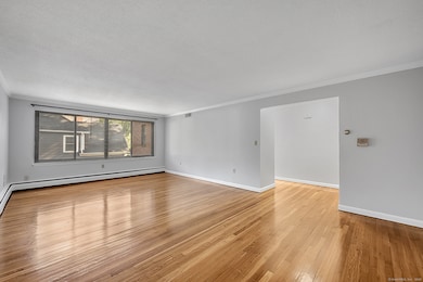 9 Concord St unit B1, West Hartford, CT 06119 - photo 3