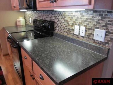 408 Woodhaven Ln, Mankato, MN 56001 - photo 4