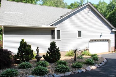 Nice Mature Landscaping