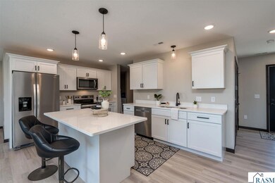 3118 3118 Scotch Ln, Mankato, MN 56001 - photo 4