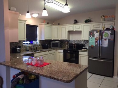 Ivalea Kitchen 1
