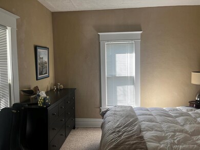 818 Degroff St, Grand Ledge, MI 48837 - photo 4