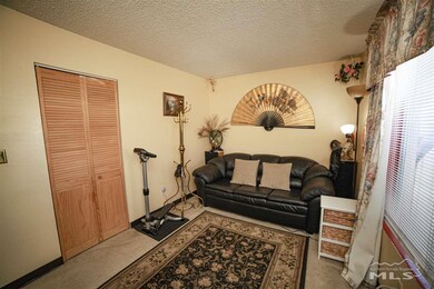1035 Baywood Dr unit C, Sparks, NV 89434 - photo 5