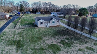 2061 Shawnee Ln, Greenbrier, TN 37073 - photo 3