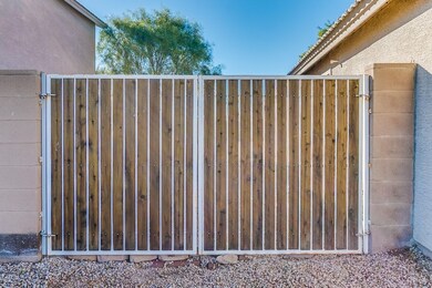 RV Gate