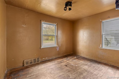 18467 Evergreen Rd, Detroit, MI 48219 - photo 5