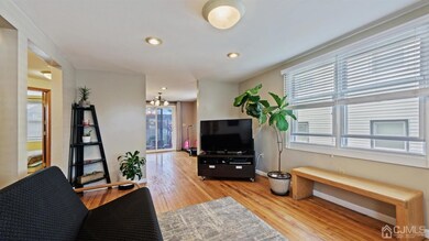 Living room - view 2