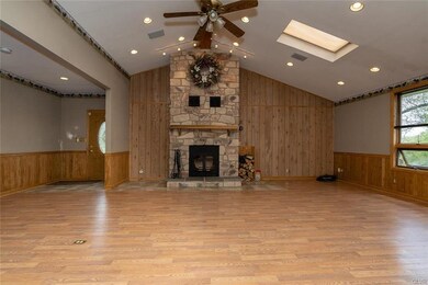 4828 Main Rd W, Emmaus, PA 18049 - photo 4