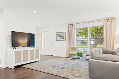 7315 Syracuse Dr, Dallas, TX 75214 - photo 3