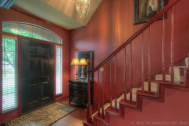 Dramatic entryway!