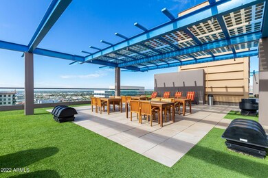 ROOFTOP DININT