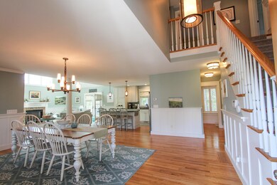 207 Pheasant Hill Cir, Mashpee, MA 02635 - photo 3