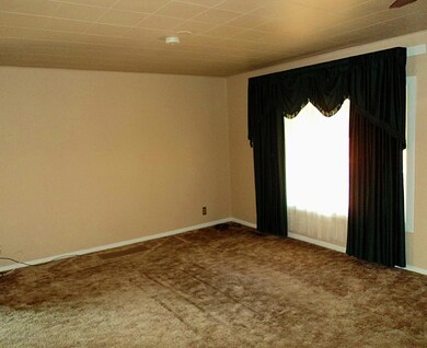 713 Russell St, Craig, CO 81625 - photo 5