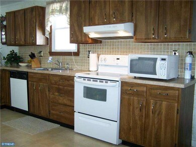 532 Mantua Ave, Paulsboro, NJ 08066 - photo 7