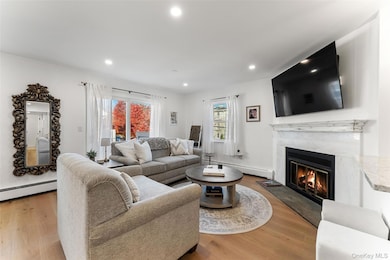 36 Greenridge Ave unit 302, White Plains, NY 10605 - photo 6