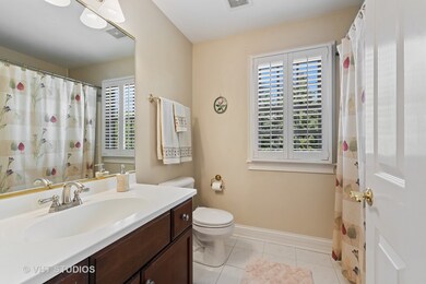 493 Bond Dr, Batavia, IL 60510 - photo 3