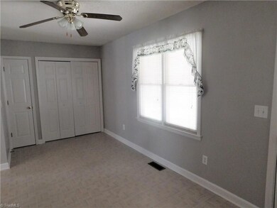 1792 Woodglo Dr, Asheboro, NC 27205 - photo 3