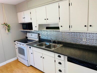 305 E Dustman Rd, Bluffton, IN 46714 - photo 6