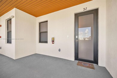 Main Door, a few step from elevator