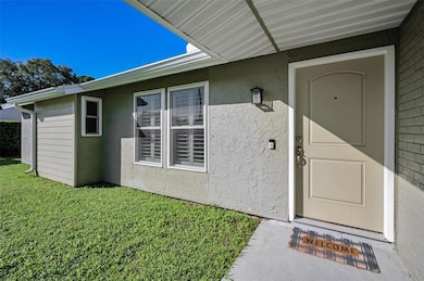 646 Timber Bay Cir W, Oldsmar, FL 34677 - photo 4