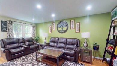 79 Harrington Farms Way unit 79, Shrewsbury, MA 01545 - photo 6
