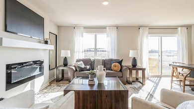 69 Pompas Dr, Cedar Rapids, IA 52404 - photo 4