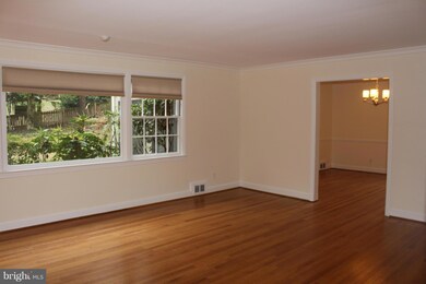 unlisted-address, Chevy Chase, MD 20815 - photo 3