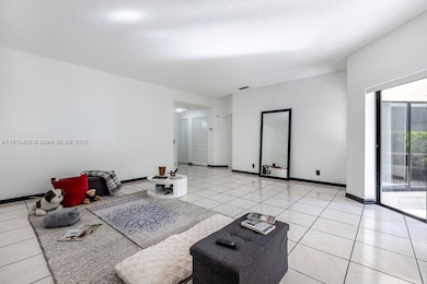 6641 Via Regina unit 50, Boca Raton, FL 33433 - photo 5