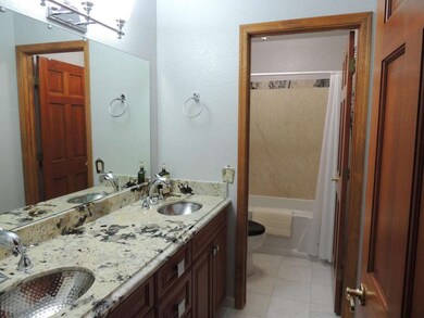 1041 S Copper Key Ct, Gilbert, AZ 85233 - photo 5