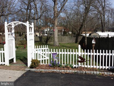 1435 S Myrtle St, Vineland, NJ 08360 - photo 4