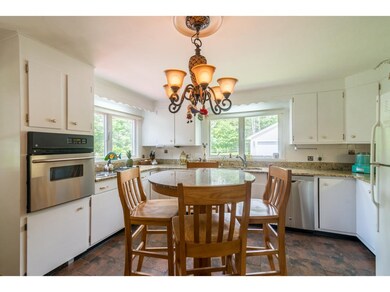 148 Village View Dr, Manchester Center, VT 05255 - photo 6