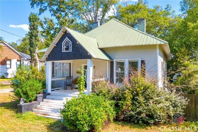 133 Pine St, Commerce, GA 30529 - photo 2