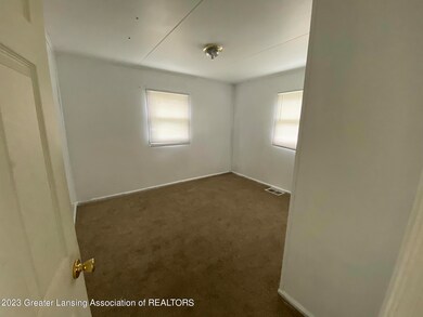 1629 Robertson Ave, Lansing, MI 48915 - photo 4