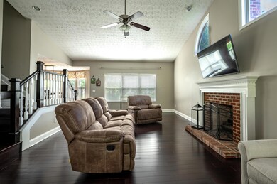 4392 Greensbury Dr, New Albany, OH 43054 - photo 2