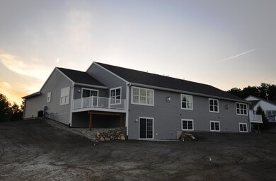 2530 Hunter's Run, Kalamazoo MI 49048