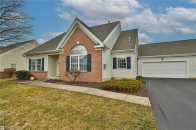 4913 Steeplechase Dr unit 28B, Macungie, PA 18062 - photo 2
