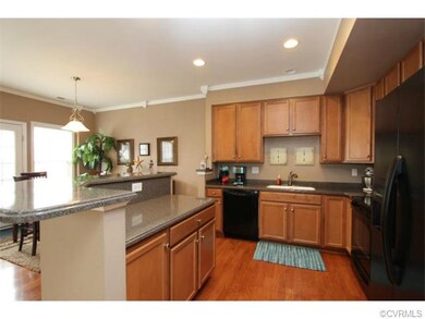 Great Cabinet Space with Pull Out Drawers ~ Lazy S