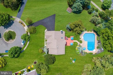 8 Shelley Ct, Princeton Junction, NJ 08550 - photo 4