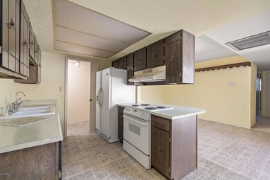 Kitchen, Eat-In area and Laundry room