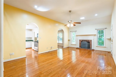 FR has solar tube lights for bright natural light