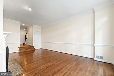 1249 Portner Rd, Alexandria, VA 22314 - photo 5